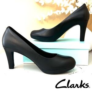 Collection by Clarks Ambyr Joy Black Leather Pump with Platform Size 6.5 NWOB